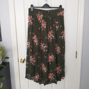 Forest Green Floral Torrid Layerd Skirt